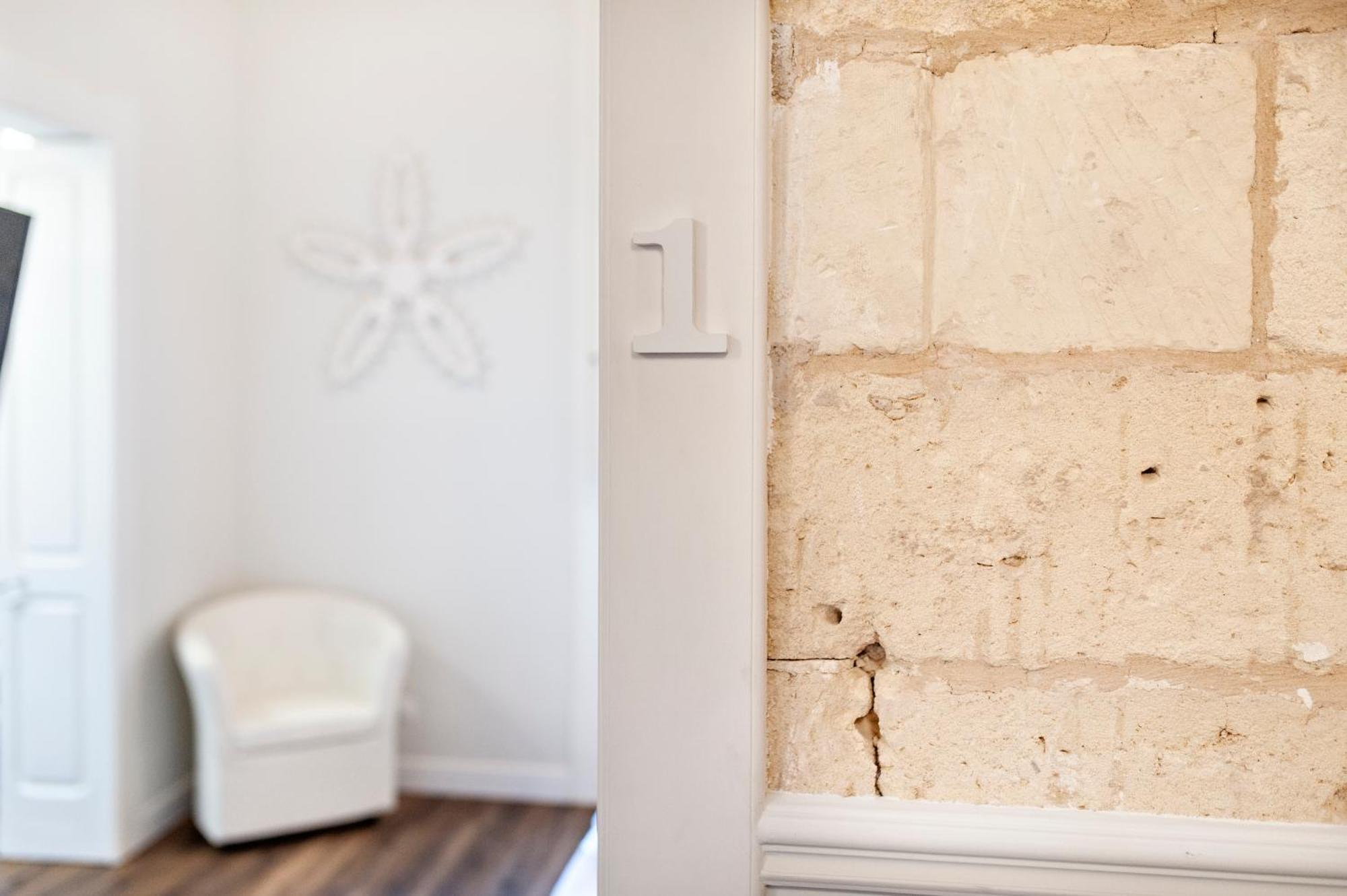 Vittoria Luxury House Bed & Breakfast Lecce Dış mekan fotoğraf