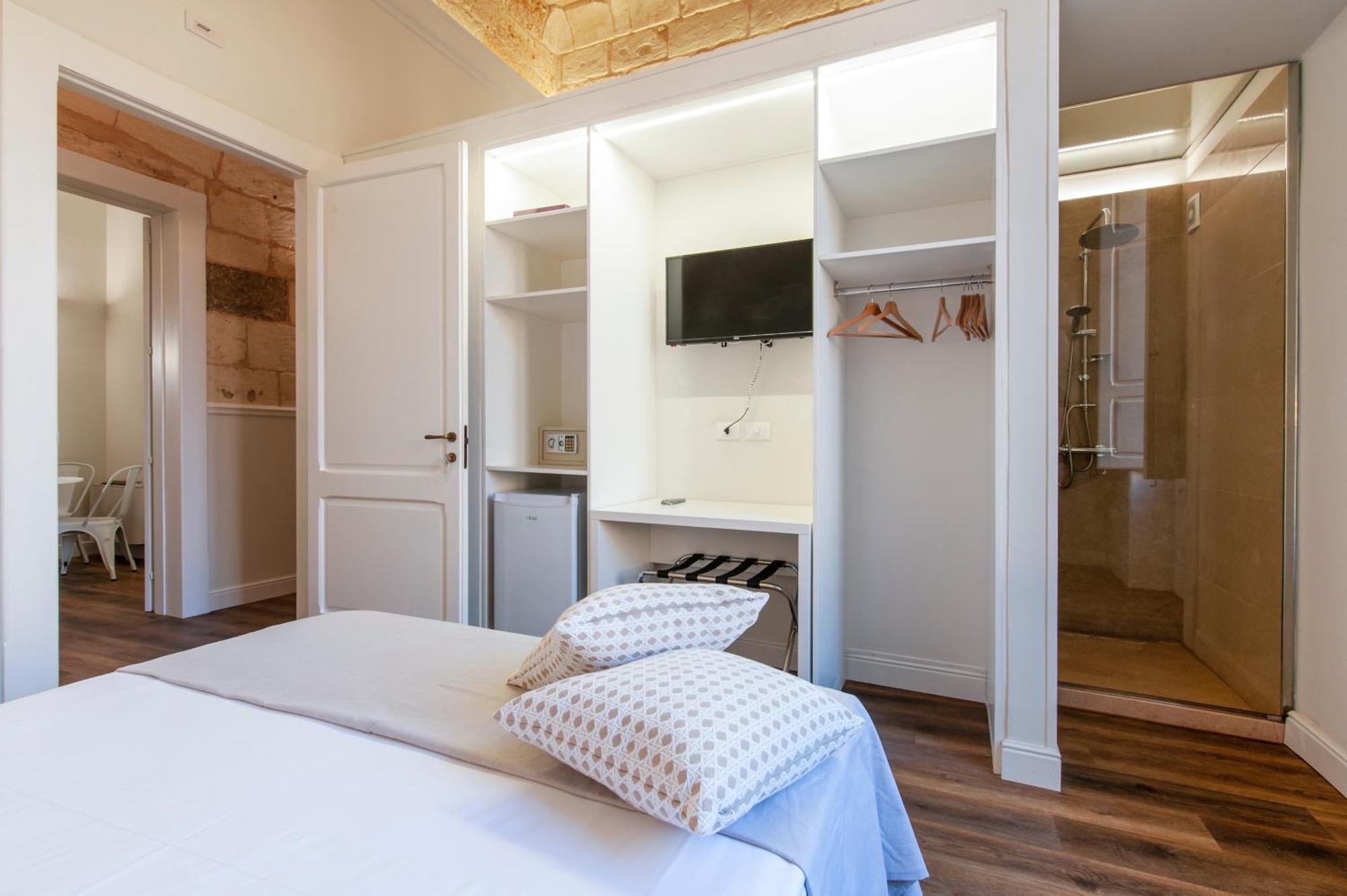 Vittoria Luxury House Bed & Breakfast Lecce Dış mekan fotoğraf